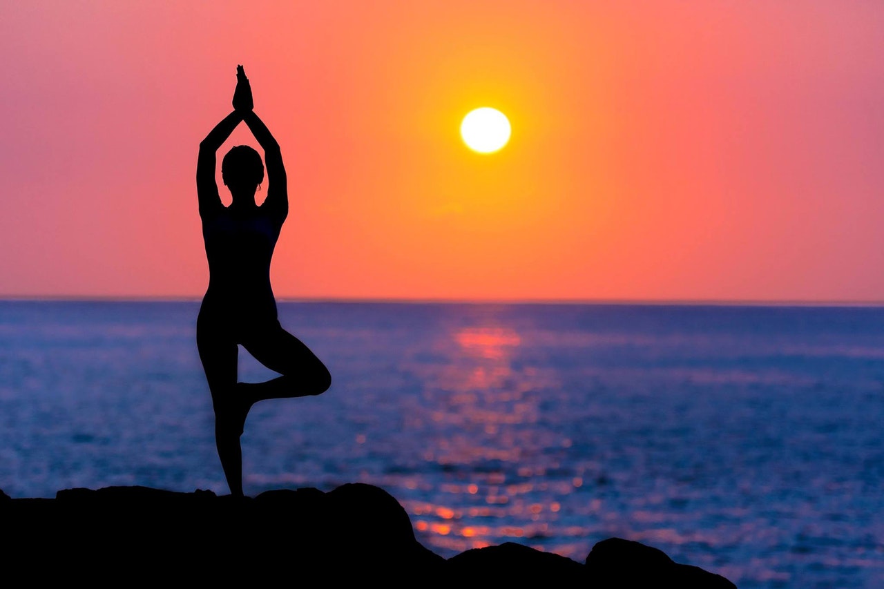 How to Successfully Fight COVID-19 with Yoga and Ayurvedic Herbs