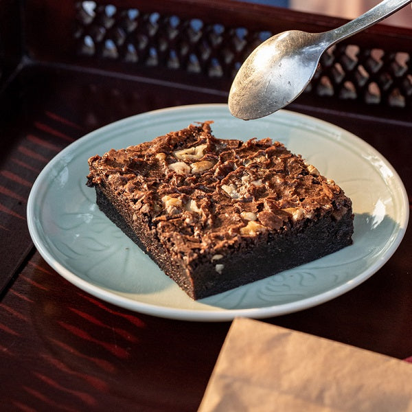 Delicious Walnut Brownie Cake